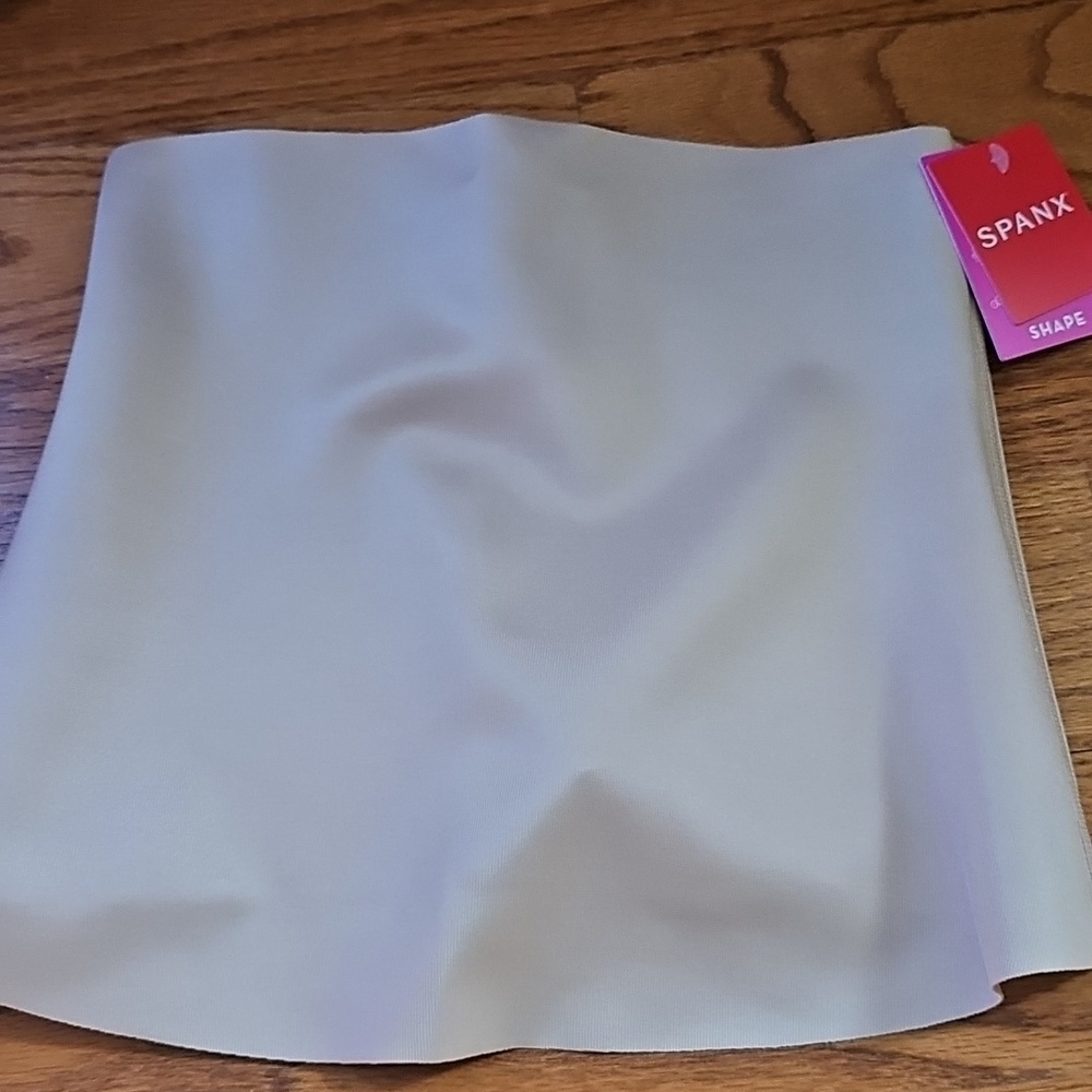 SPANX Nude Strapless Shaping Bandeau